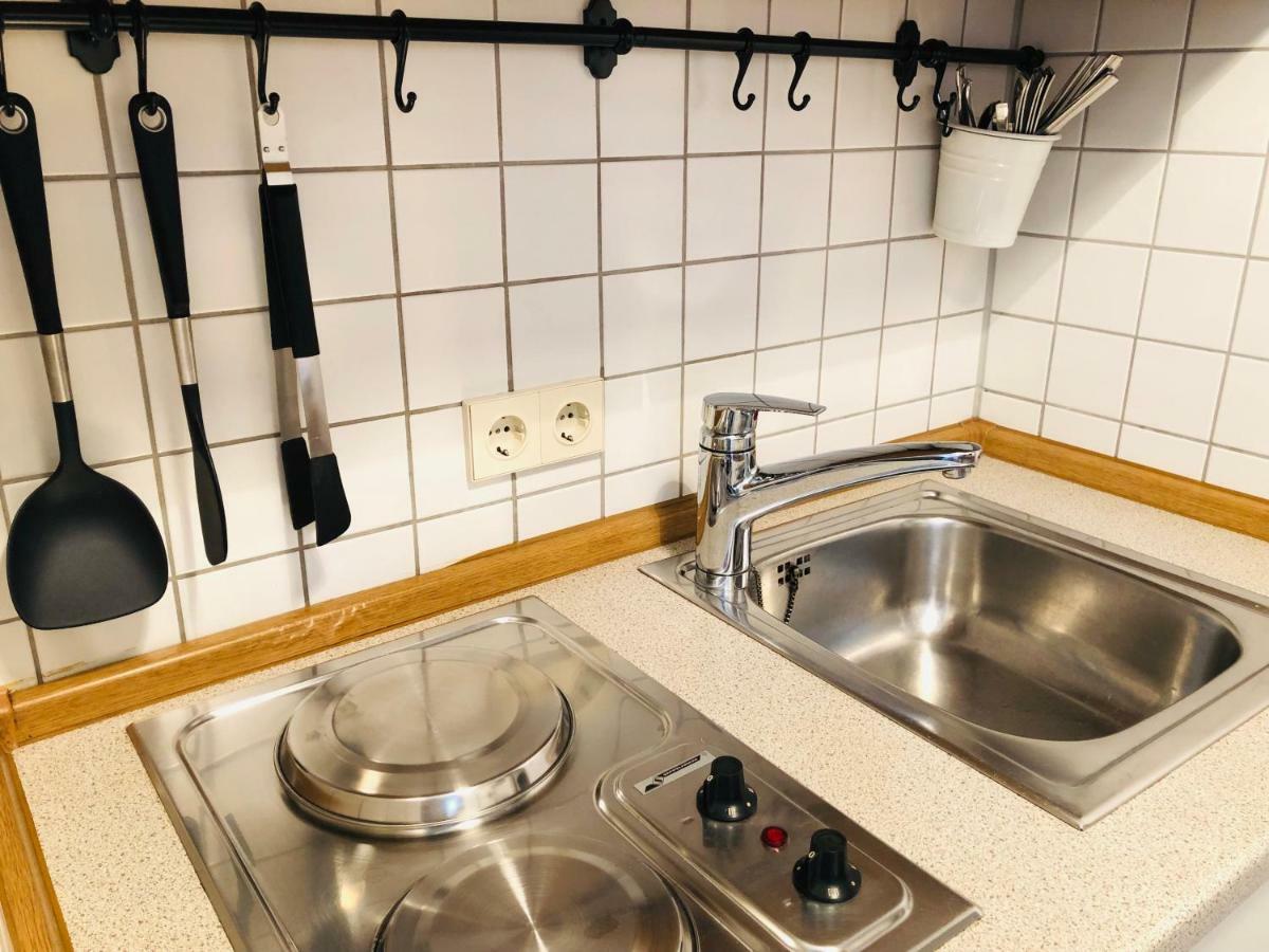 Studio Apartment แอร์ฟวร์ท ภายนอก รูปภาพ